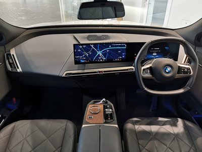 صورة 2 لـ 2024 BMW IX