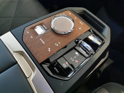 2024 BMW IX 缩略图 35