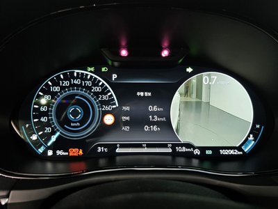 2021 Genesis GV70 thumbnail 11