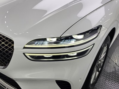 2021 Genesis GV70 photo 9