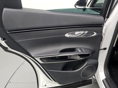 2021 Genesis GV70 thumbnail 15