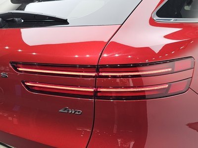 2022 Genesis GV70 photo 10
