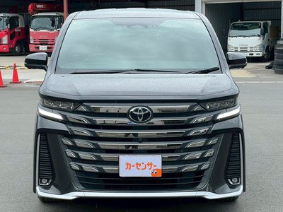TOYOTA VELLFIRE - 2