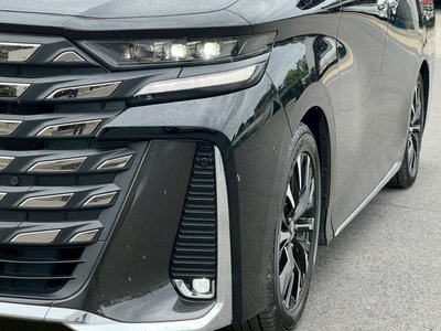 TOYOTA VELLFIRE - 8