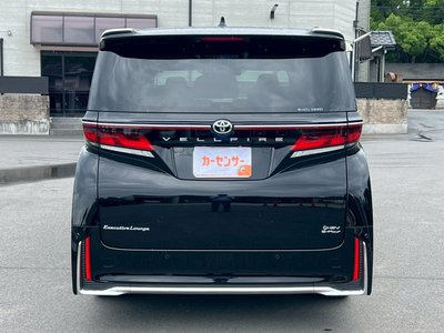 TOYOTA VELLFIRE - 5
