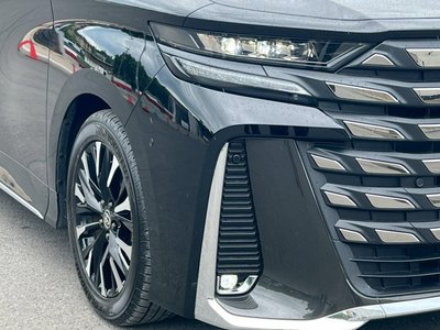 TOYOTA VELLFIRE - 9