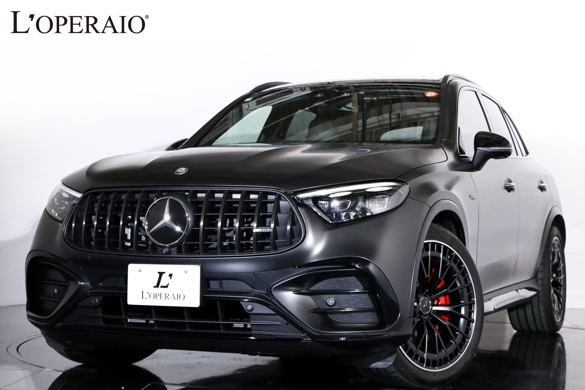 MERCEDES-BENZ GLC AMG - View 1