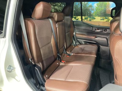 TOYOTA LAND CRUISER 250 - 9