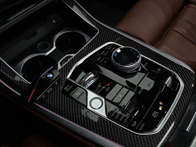 2023 BMW X7 thumbnail 12
