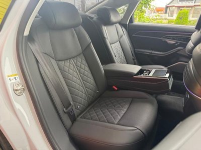 صورة مصغرة 29 لـ 2025 AUDI A8