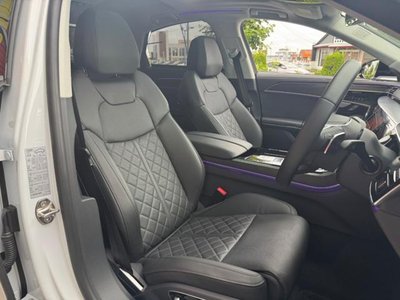 صورة مصغرة 25 لـ 2025 AUDI A8