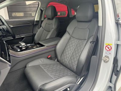 صورة مصغرة 27 لـ 2025 AUDI A8