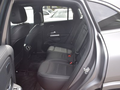 MERCEDES-BENZ EQA - 3