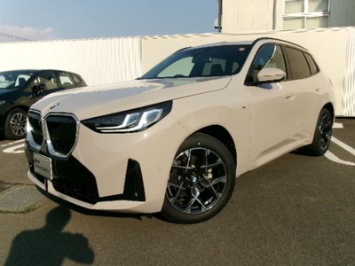 صورة 8 لـ 2025 BMW X3