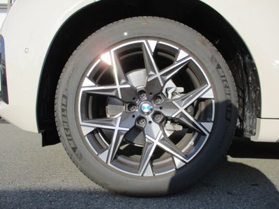 2025 BMW X3 — миниатюра 22