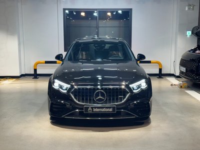 MERCEDES-BENZ E-CLASS - 1