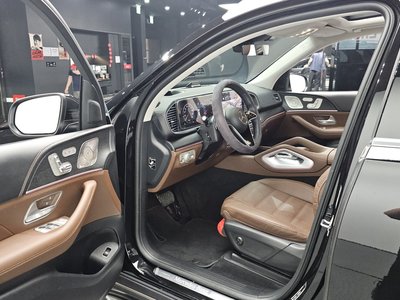 2025 Mercedes-BENZ GLE — миниатюра 13