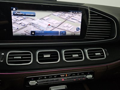 2025 Mercedes-BENZ GLE — миниатюра 22
