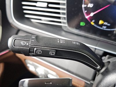 2025 Mercedes-BENZ GLE — миниатюра 28