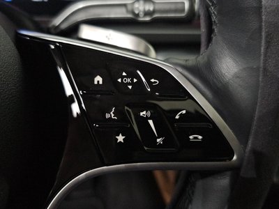 2025 Mercedes-BENZ GLE — миниатюра 30