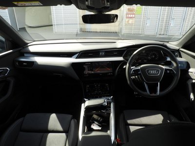 2024 AUDI Q8 SPORTBACK E-TRON photo 6