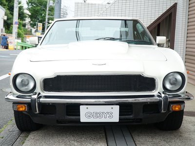 1983 Aston Martin V8 照片 7