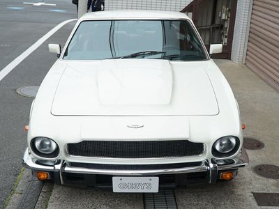 1983 Aston Martin V8 照片 6