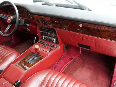 1983 Aston Martin V8 缩略图 16