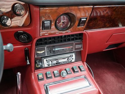 1983 Aston Martin V8 缩略图 45