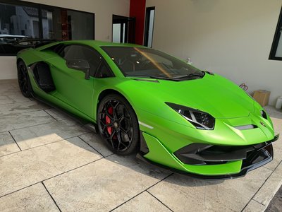 LAMBORGHINI AVENTADOR - 5