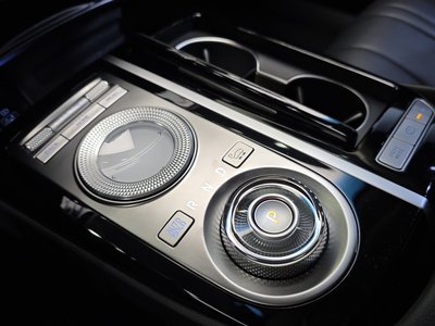 GENESIS G80 (RG3) - 9