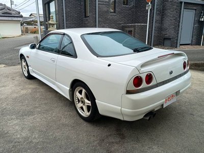 NISSAN SKYLINE COUPE - 4