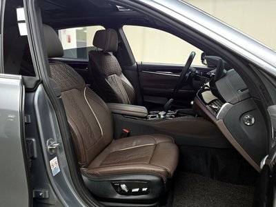 BMW 6 SERIES GT - 10