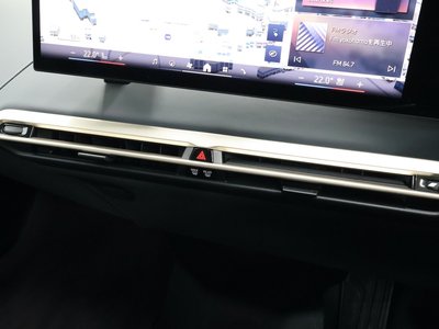 صورة مصغرة 46 لـ 2023 BMW IX