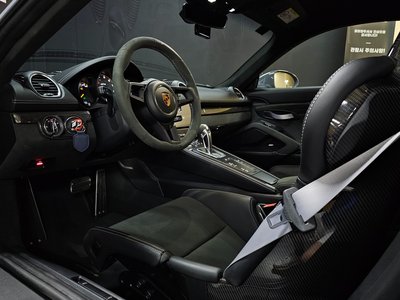 2022 Porsche 718 照片 9