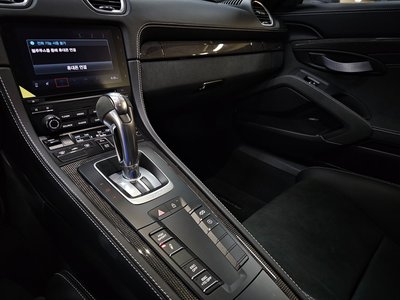 2022 Porsche 718 缩略图 14