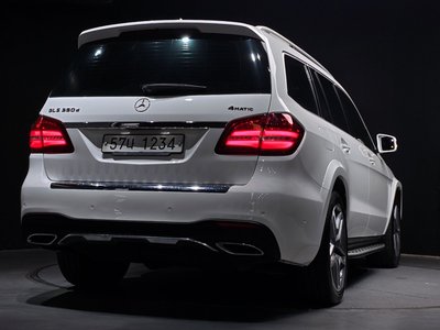 MERCEDES-BENZ GLS - 3