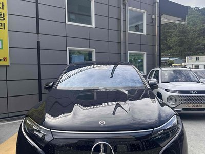 MERCEDES-BENZ EQS - 6