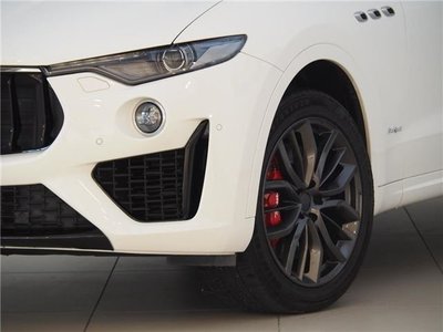 MASERATI LEVANTE - 5