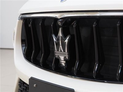 MASERATI LEVANTE - 10