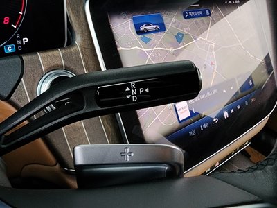 MERCEDES-BENZ E-CLASS - 9