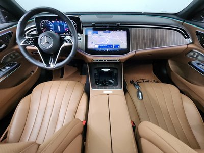 MERCEDES-BENZ E-CLASS - 5