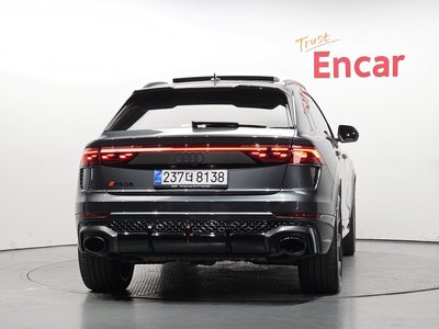 AUDI RS Q8 - 4