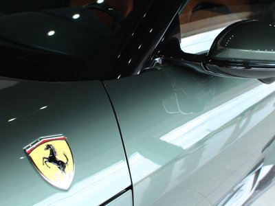 2025 Ferrari 12 CILINDRI 缩略图 19