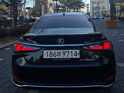 LEXUS ES - 3