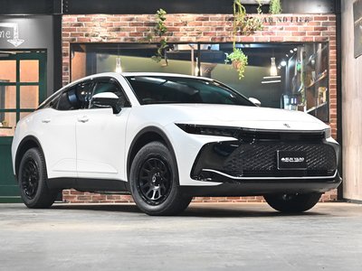 TOYOTA CROWN CROSSOVER