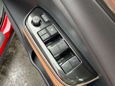 2026 Toyota CROWN SPORT — миниатюра 26