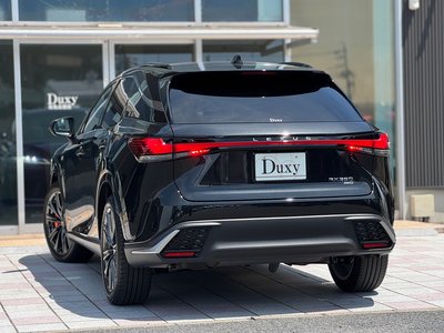 صورة 8 لـ 2025 Lexus RX