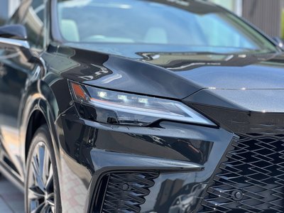 2025 Lexus RX — миниатюра 22