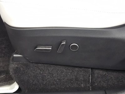 2024 Tesla MODEL Y — миниатюра 34